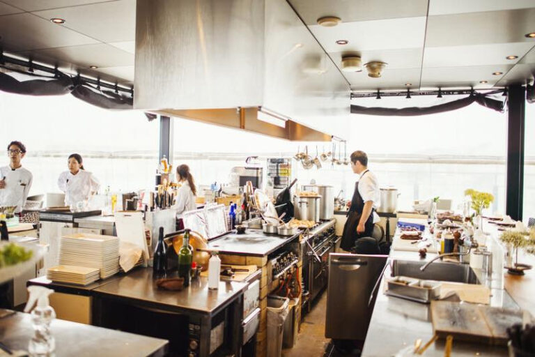 人を活かす飲食店経営の第一歩：経営者の“当たり前”をみんなの“当たり前”にする仕組み化
